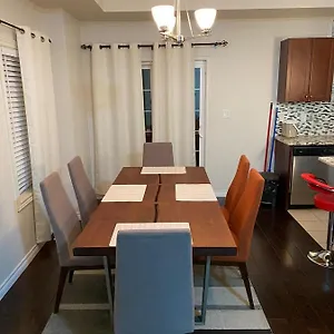 Beautiful 3 Bedroom In Kitchener