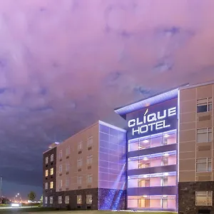 Hotel Clique Airport, YYC
