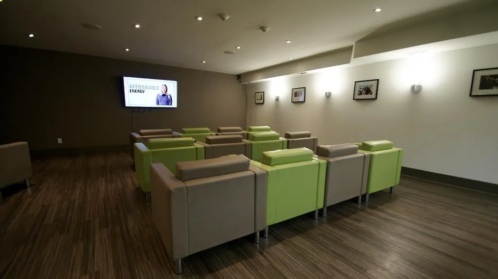 Hi Calgary City Centre - Hostel 0*,  Canada